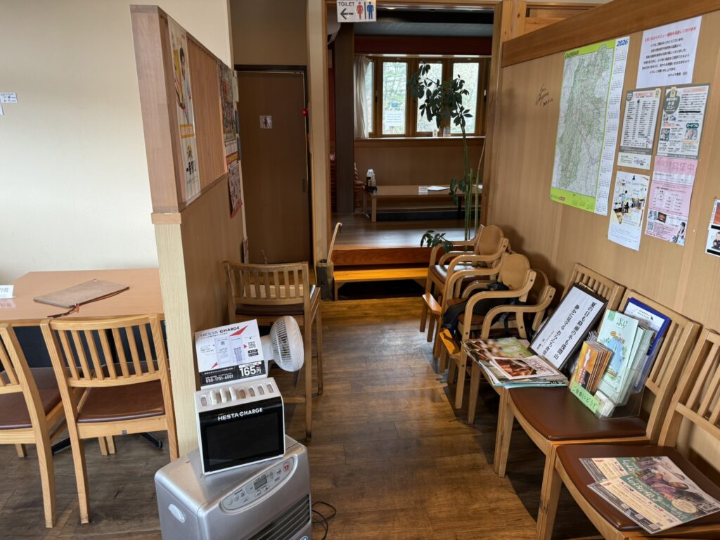 店内の様子①